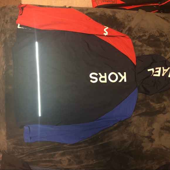 Michael Kors windbreaker - Picture 2 of 4